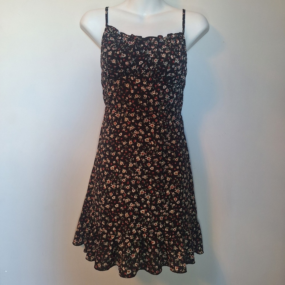 SHEIN Black Ditsy Floral Tie Strap Ruffle Hem Mini Dress Size Medium US 6